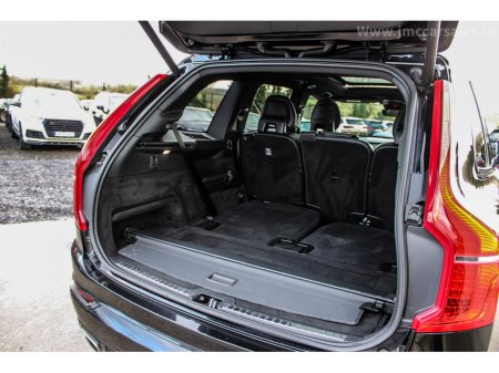 2017 Volvo XC90 D5 (235hp) AWD R-Design Geartronic €33,995 thumbnail