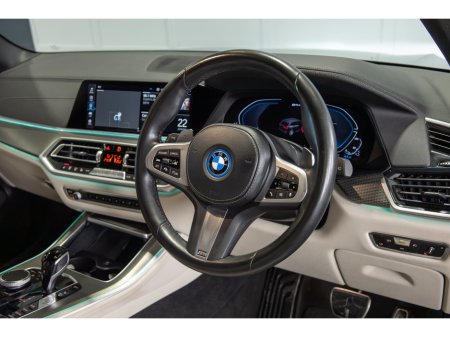 2022 BMW X5 xDrive45e M Sport €64,950 thumbnail