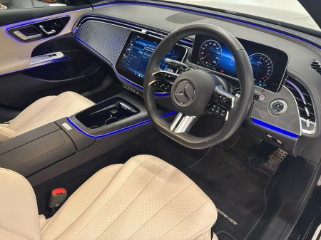 2025 Mercedes-Benz E Class E 300 e AMG Line Plus thumbnail
