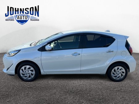 2018 Toyota Aqua - thumbnail 3