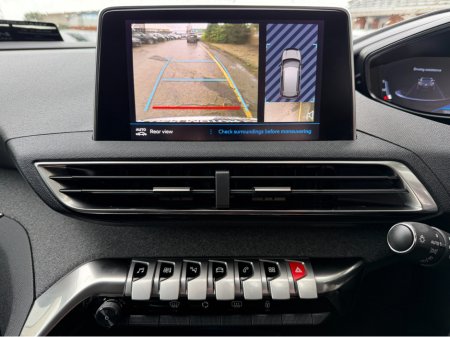 2020 Peugeot 3008 WIRELESS PHONE CHARGER..2 KEYS €8,048 thumbnail