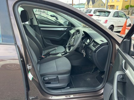 2017 Skoda Octavia - thumbnail 7