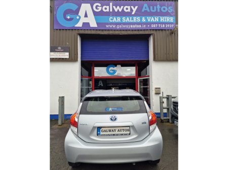 2016 Toyota Aqua - thumbnail 14