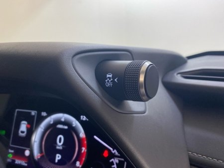 2022 Lexus UX 250 H Dynamic €36,950 thumbnail