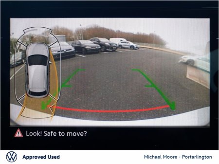 2025 Volkswagen T-Roc - thumbnail 18