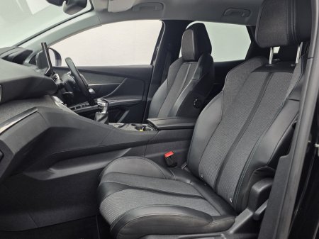 2022 Peugeot 3008 - thumbnail 10