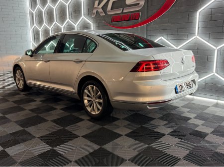 2017 Volkswagen Passat HIGHLINE - Diesel - New NCT 03/2028 €11,950 thumbnail