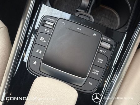 2021 Mercedes-Benz GLA Class GLA 200d Progressive Line thumbnail