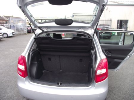 2014 Skoda Fabia - thumbnail 10