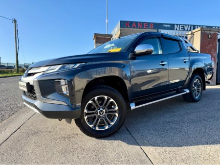 2020 Mitsubishi L200 - view 2