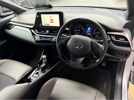 2023 Toyota C-HR HYBRID SOL..RAER CAMERA WITH PARK ASSIST €21,900 thumbnail