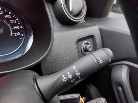 2023 Dacia Duster EXPRESSION BLUE DCI 115 4X2 NB €18,995 thumbnail