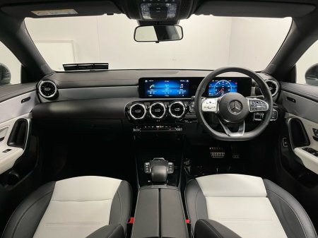 2022 Mercedes-Benz CLA Class - thumbnail 10