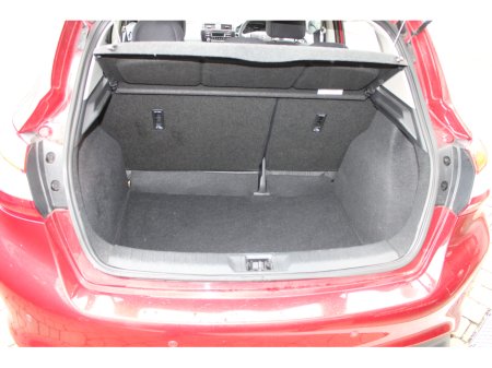 2018 Nissan Pulsar - thumbnail 10