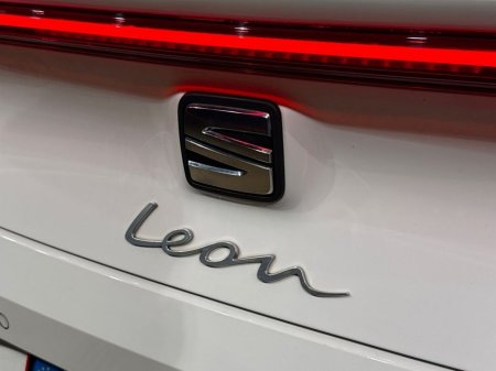 2021 SEAT Leon MANUAL 1.0TSI - REVERSE CAMERA - CRUISE CONTROL - A/C HEATING CONTROLS €19,950 thumbnail