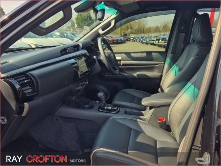 2026 Toyota Hilux - thumbnail 6