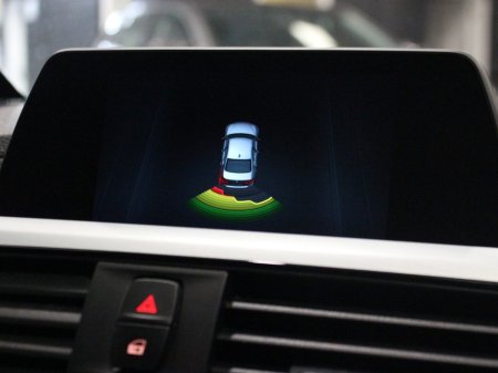 2018 BMW 3 Series - thumbnail 26