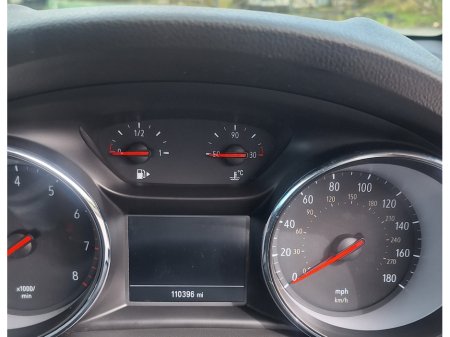 2017 Vauxhall Astra - thumbnail 10