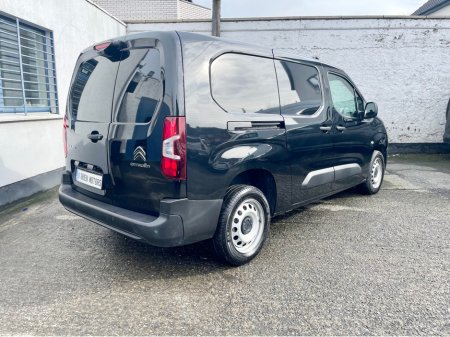 2023 Citroen Berlingo - thumbnail 18