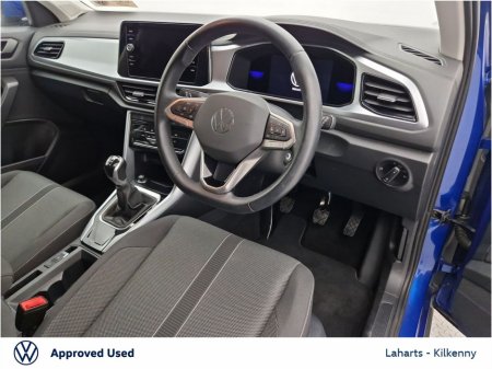 2022 Volkswagen T-Roc LIFE 2.0TDI 116HP €27,450 thumbnail