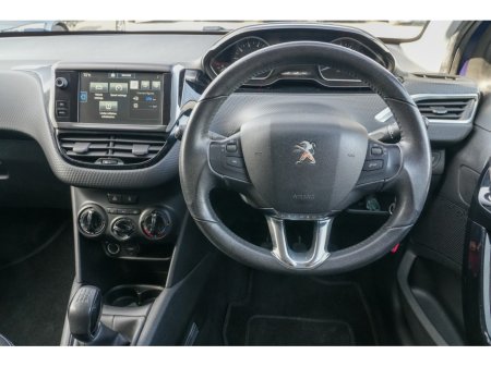 2015 Peugeot 208 - thumbnail 15