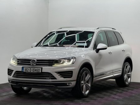 2018 Volkswagen Touareg - thumbnail 3