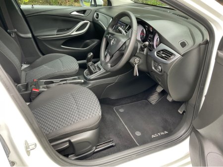 2020 Opel Astra - thumbnail 17