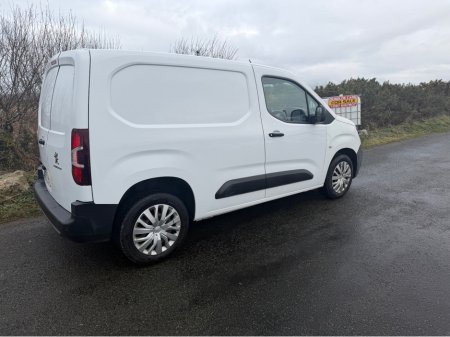 2020 Peugeot Partner PROFESSIONAL L1 BHDI €12,750 thumbnail