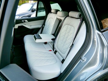 2025 BMW X5 xDrive50e M Sport €99,950 thumbnail