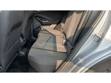 2023 Volkswagen T-Roc 2.0 TDI 116HP Life, Pyrite Silver 46km. €29,950 thumbnail