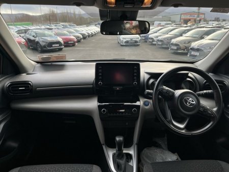 2022 Toyota Yaris Cross Hybrid Luna €26,500 thumbnail