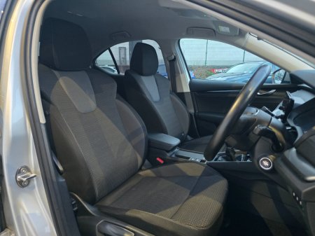 2022 Skoda Octavia - thumbnail 30