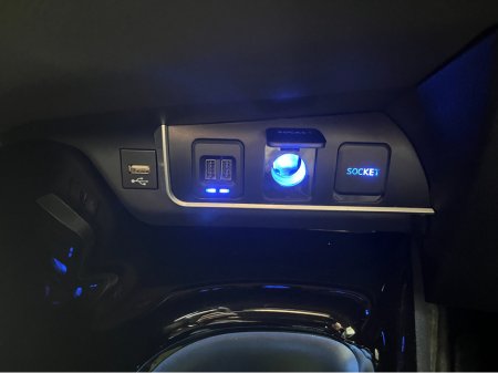 2020 Toyota C-HR - thumbnail 19