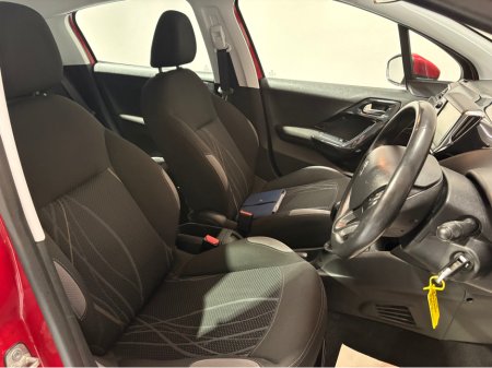 2014 Peugeot 208 ACTIVE 1.4 HDI 4DR