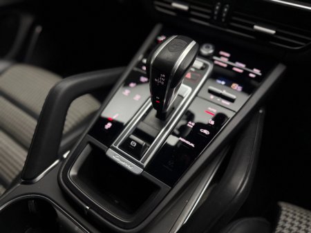 2021 Porsche Cayenne - thumbnail 23