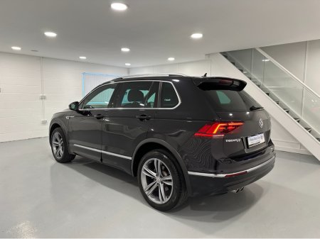 2019 Volkswagen Tiguan (191) TIGUAN R LINE 2.0TDI 4 MOTION DSG VW/AUDI SPECIALISTS WWW.DENISDARCYCARS.IE thumbnail