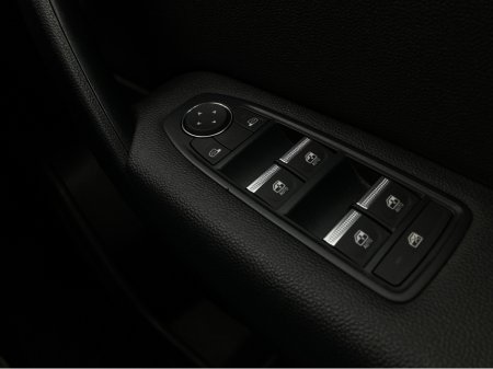 2023 Renault Captur TECHNO TCE 90 MY23 5DR €18,995 thumbnail