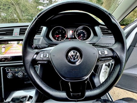 2019 Volkswagen Tiguan - thumbnail 38