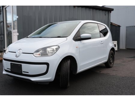 2013 Volkswagen up!  €6,499