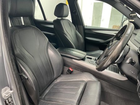 2017 BMW X5 - thumbnail 11