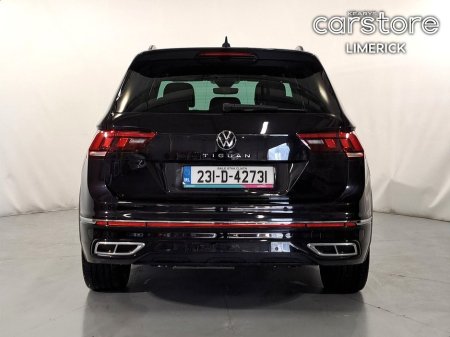 2023 Volkswagen Tiguan - view 4
