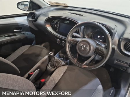 2023 Toyota Aygo X - thumbnail 6