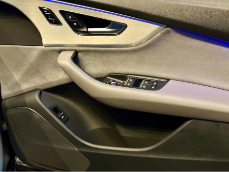 2024 Audi Q7 45 TDI 231 Q TIP S LINE 4DR €99,950 thumbnail