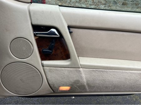 1993 Mercedes-Benz 300 24V 2DR A €14,950 thumbnail