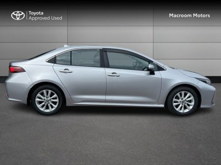 2024 Toyota Corolla - photo 3