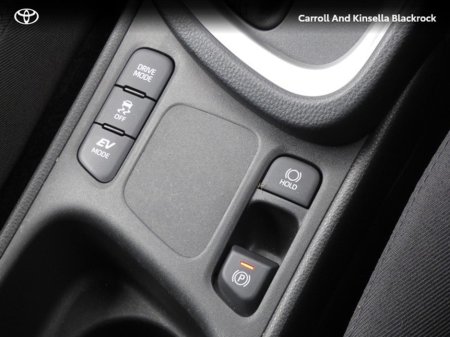 2022 Toyota Yaris Cross Hybrid Luna €25,950 thumbnail