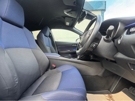 2018 Toyota C-HR HYBRID LUNA SPORT 4DR AUTO €19,250 thumbnail