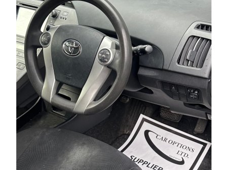 2013 Toyota Prius - thumbnail 7