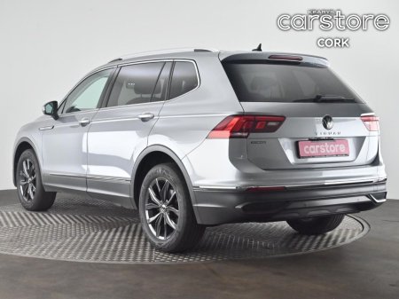2023 Volkswagen Tiguan 2.0 TDI 122HP Life €45,880