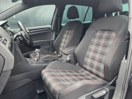 2016 Volkswagen Golf 2.0TSI 3DR 220HP GTI €20,950